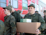 Эшелон с новобранцами Свердловской области проводили в Егоршино