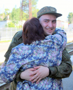 Эшелон с новобранцами Свердловской области проводили в Егоршино