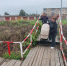 Переходы через железнодорожные пути в Артемовском обновляют, но результаты противоречивые - Газета Егоршинские Вести
